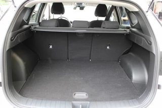 Hyundai Tucson Hybrid Hyundai Tucson Hybrid 1.6 T-GDI HEV Comfort 230PK! Navi/Cam/17
