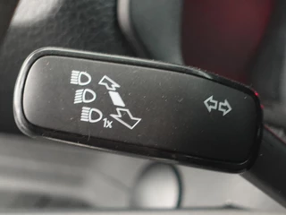 Volkswagen Crafter Volkswagen Crafter 30 2.0 TDI L3H3 Highline Trekhaak Apple Carplay Navigatie Cruise Control Camera MF Stuurwiel imperiaal + Trap - afbeelding nr 27