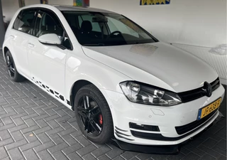 Volkswagen Golf Volkswagen Golf 1.2 TSI / Uitlaatklep / Adaptive Cruise / Stoelverwarming / Spoiler Pakket - afbeelding nr 3