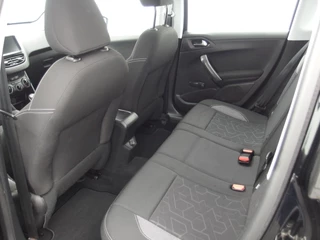 Peugeot 2008 AUTOMAAT / D-RIEM VV / CARPLAY / NAVI / AIRCO / PDC / BLUETOOTH / CRUISE / NL-AUTO - afbeelding nr 27
