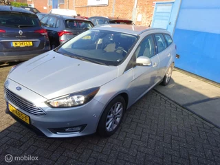 Ford Focus Ford Focus Wagon 1.5 Titanium - afbeelding nr 10