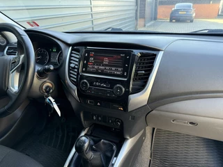 Mitsubishi L200 Mitsubishi L 200 4x4 2.4 DI-D Club Cab Intense 3000kg Trekhaakgewicht - afbeelding nr 15