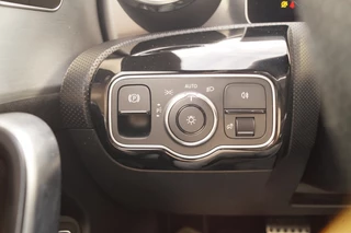 Mercedes-Benz CLA Mercedes-Benz CLA Shooting Brake 180 Advantage AMG Edition -PANO- - afbeelding nr 20