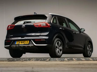 Kia Niro Kia Niro 1.6 GDi Hybrid DynamicLine Sport (APPLE CARPLAY,NAVI,CAMERA,LED,CRUISE,CLIMATE,SPORTSTOELEN,NETTE STAAT) - afbeelding nr 5