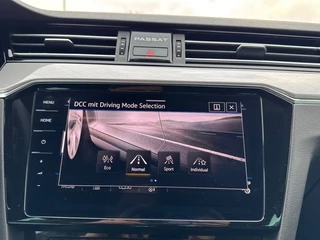 Volkswagen Passat Volkswagen Passat Variant 1.4 TSI DSG GTE TREKHAAK/360-CAMERA/MEMORY/NAVI/CARPLAY/ACC/E-KLEP - afbeelding nr 27