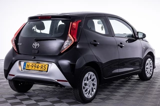 Toyota Aygo Toyota Aygo 1.0 VVT-i x-play | AIRCO | CAMERA ✅ 1e Eigenaar - afbeelding nr 17