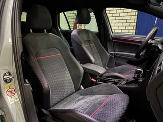 Volkswagen Golf Volkswagen Golf 2.0 TSI GTI Performance - afbeelding nr 14