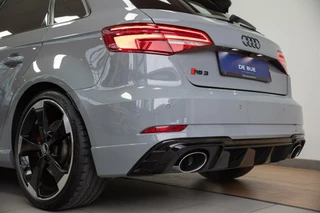 Audi RS3 Audi RS3 2.5 TFSI Quattro 2e Eig Pano CarPlay Carbon B&O Nardo Grey Dealer onderhouden - afbeelding nr 38