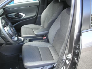 Toyota Yaris Cross Toyota Yaris Cross 1.5 Hybrid Dynamic 11.000km! Winterpack! - afbeelding nr 7