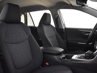 Toyota RAV4 Toyota RAV4 2.5 Hybrid Dynamic | Navigatie | Parkeersensoren - afbeelding nr 3