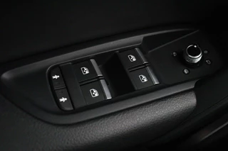 Audi Q5 Audi Q5 50 TFSIe quattro S edition | Panoramadak | Trekhaak | Adaptive cruise | Massage | Luchtvering | Camera | Stoelverwarming | Carplay | Half leder | Virtual Cockpit | Audi Exclusive Lak - afbeelding nr 40