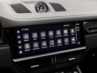 Porsche Cayenne 463Pk Automaat (SPORTCHRONO PAKKET, PANORAMADAK, ALCANTARA STUUR EN HEMEL, APPLE CARPLAY, LUCHTVERING, KUIPSTOELEN, SFEERVERLICHTING, 360 CAMERA, HEAD-UP DISPLAY, NIEUWSTAAT) - afbeelding nr 28