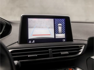 Peugeot 5008 Peugeot 5008 1.2 PureTech Sport 7 Persoons (APPLE CARPLAY, GROOT NAVI, LEDER, GETINT GLAS, SPORTSTOELEN, 360 CAMERA, CRUISE, NIEUWE APK, NIEUWSTAAT) - afbeelding nr 17