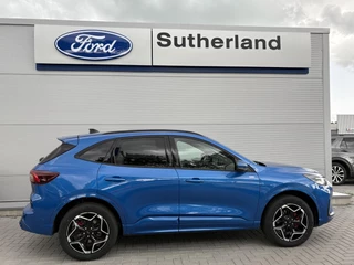 Ford Kuga Ford Kuga 2.5 PHEV ST-Line X 243pk | Driver Assistance Pack | Winterpack | Wegklapbare Trekhaak | 19 inch Licht metalen velgen - afbeelding nr 2