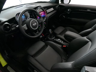 MINI Cooper S Cabrio MINI Cooper S Cabrio Mini 2.0 180PK ESSENTIAL BLACK PACK LEER CARPLAY LED STOELVERW. 09/2023 - afbeelding nr 3