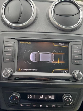 SEAT Ibiza Seat Ibiza fr sport leer alcantara stoelverw schuifpanodak 84,512km - afbeelding nr 12