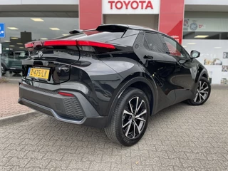 Toyota C-HR Toyota C-HR 1.8 Hybrid 140 Dynamic | Sensoren v/a | Navi | Blindspot - afbeelding nr 3
