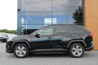 Toyota RAV4 Toyota RAV4 2.5 Hybrid AWD | Alle opties | Trekhaak | Panoramadak - afbeelding nr 2