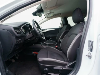 Ford Focus Ford Focus Wagon 1.0 EcoBoost Trend Edition Business | Airco | Navigatie | Trekhaak - afbeelding nr 5