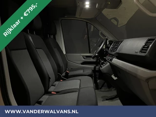 Volkswagen Crafter Volkswagen Crafter 2.0 TDI 141pk L3H2 L2H1 inrichting Euro6 *Rijklaar Direct Rijden* Airco | Camera | Apple Carplay | Android Auto Parkeersensoren, Bijrijdersbank, 3000kg trekvermogen - afbeelding nr 10