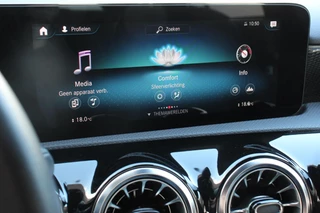 Mercedes-Benz A-Klasse Mercedes-Benz A-klasse 200 Automaat Progressive | Sfeerverlichting | Navigatie | Climate control | Camera | Parkeer sensoren | Half Lederen Bekleding | Led  | Cruise Control | LMV Velgen - afbeelding nr 24