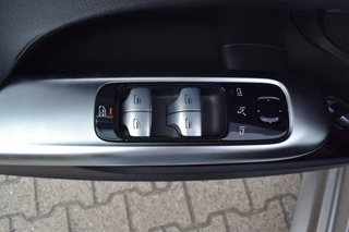 Mercedes-Benz C-Klasse Mercedes-Benz C-Klasse Estate 300 e AMG Line | Plug-in Hybride | PANO | - afbeelding nr 11