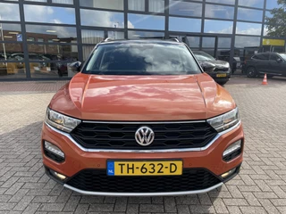 Volkswagen T-Roc Navigatie Camera Virtual Cockpit Clima ACC Extra Getint Glas 17 Inch velgen Mirror LInk Carplay Android Auto DAB 1e Eigenaar NL Auto - afbeelding nr 3