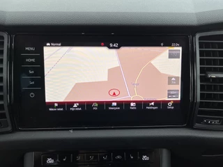 Škoda Kodiaq Škoda Kodiaq 1.5 TSI Sportline Business Aut. *LEATHER-ALCANTARA | FULL-LED | HEATED-SPORTSEATS | ADAPTIVE-CRUISE | MEMORY-PACK | DIGI-COCKPIT | CANTON-AUDIO | SHIFT-PADDLES | CARPLAY | AMBIENT-LIGHT | KEYLESS | DAB | 20''ALU* - afbeelding nr 12