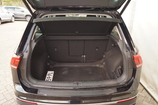 Volkswagen Tiguan Volkswagen Tiguan 1.5 TSI Life Business -LED-ECC-ECC-PDC- - afbeelding nr 23