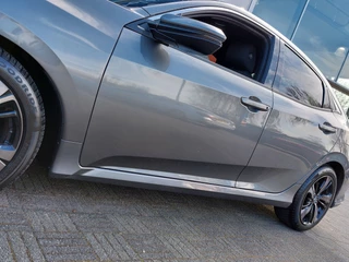 Honda Civic 1.0 i-VTEC 126pk Automaat Elegance | Navi | Apple Carplay+Android Auto | Clima | Adap.Cruise | Pdc V+A+Camera | Rijstrook+Licht+Regensensor | Mistlampen | Privacy Glass | 17''lm - afbeelding nr 38