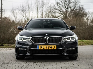 BMW 5 Serie BMW 5-serie Touring 520d 191PK M-Sport Panorama Leder Led Sportstoelen - afbeelding nr 9