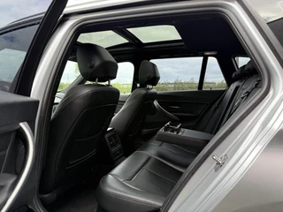 BMW 3 Serie BMW 320i Touring AUT M-Sport Stoelvw Pano NaviProf Trekhaak - afbeelding nr 17