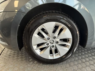 Škoda Octavia Škoda Octavia Combi 1.0 TSI Business Edition Automaat - afbeelding nr 6