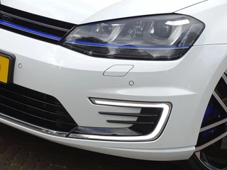 Volkswagen Golf Volkswagen Golf TSI GTE 204PK DSG / RNS / R-line / LED *NAP* - afbeelding nr 59
