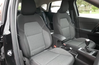 Renault Captur Renault Captur 1.0 TCE 90 EVOLUTION 91PK WINTERPAKKET/ APPLE CARPLAY - afbeelding nr 19