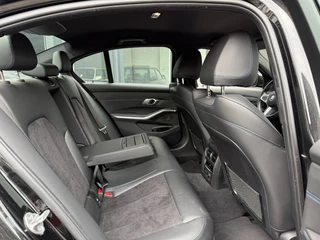 BMW 3 Serie BMW 3 Serie 320i M-Sport,1e Eig,Half Leer,LED,Carplay,Dealer OH,Lane Ass., - afbeelding nr 44