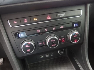 SEAT Ateca VIRTUAL / CAMERA / FULL LED / CARPLAY / NAVI / CLIMA / PDC / BLUETOOTH / CRUISE / NL-AUTO - afbeelding nr 17