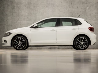Volkswagen Polo (APPLE CARPLAY, CLIMATE, LM VELGEN, SPORTSTOELEN, PARKEERSENSOREN, CRUISE, NIEUWE APK, NIEUWSTAAT) - afbeelding nr 2