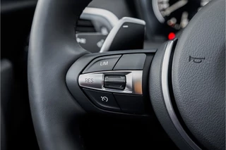 BMW 1 Serie BMW 1 Serie M140i Shadow Schuifdak H/K Stuurverw Camera CarPlay Leer - afbeelding nr 36