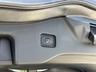 Ford Mondeo Ford Mondeo Wagon 2.0 IVCT HEV ST-Line 187pk | Stoelverwarming | Full LED | Sony Audio/Navigatie | Elek. Achterklep | Half leder alcantara - afbeelding nr 18