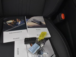 Lexus NX Lexus NX 450h+ AWD Plug in Hybrid Luxury Line | Trekhaak | Stoel en Stuur - afbeelding nr 7