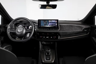 Nissan QASHQAI Nissan QASHQAI 1.3 MHEV Xtronic 160 PK N-Design - Automaat (Nieuw model) | Pano | Dig. Cockpit | Adapt. Cruise | PDC | 360 Camera | NAV +App. Connect | ECC | LM 20