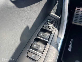 Kia ProCeed Pro Ceed 1.0 Turbo 120pk  GT-Line  Panorama dak, 17 inch velg.  Keyless entry , Voorstoelen & Stuur verwarmd , Navigatie , Achteruit rij Camera  , Apple Carplay / Android Auto , GT Line exterieur  & interieur - afbeelding nr 40