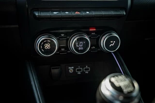 Renault Clio Renault Clio 1.0 TCe Intens | Nap | Camera | Keyless | PDC - afbeelding nr 28