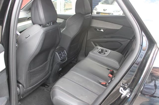 Peugeot 3008 Peugeot 3008 1.2 Hybrid 136PK GT | 360° CAMERA | NAVIGATIE | ADAPTIVE CRUISE CONTROL | APPLE CARPLAY/ANDROID AUTO | CLIMATE CONTROL | 18