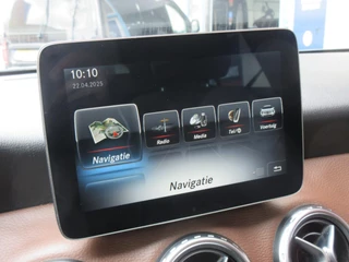 Mercedes-Benz GLA Mercedes-Benz GLA-klasse 180 d Automaat Leer Navi Clima Pano - afbeelding nr 21