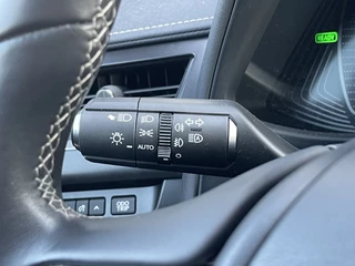 Lexus UX | CarPlay | Camera | ACC | LED | DAB+ | Keyless | 18inch - afbeelding nr 14