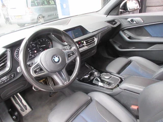 BMW 1 Serie BMW 1-serie 118i High Executive M Sport Aut Navi Leer - afbeelding nr 9