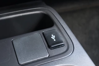 Mitsubishi Space Star Mitsubishi Space Star 1.0 Intense NL-Auto!! Tel.Bluetooth I AC I PDC - afbeelding nr 10