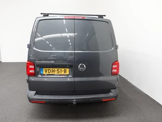 Volkswagen Transporter Volkswagen Transporter 2.0 TDI L1H1 Airco Cruise control Trekhaak Parkeersensoren 3-zits Sidebars Euro6 - afbeelding nr 6